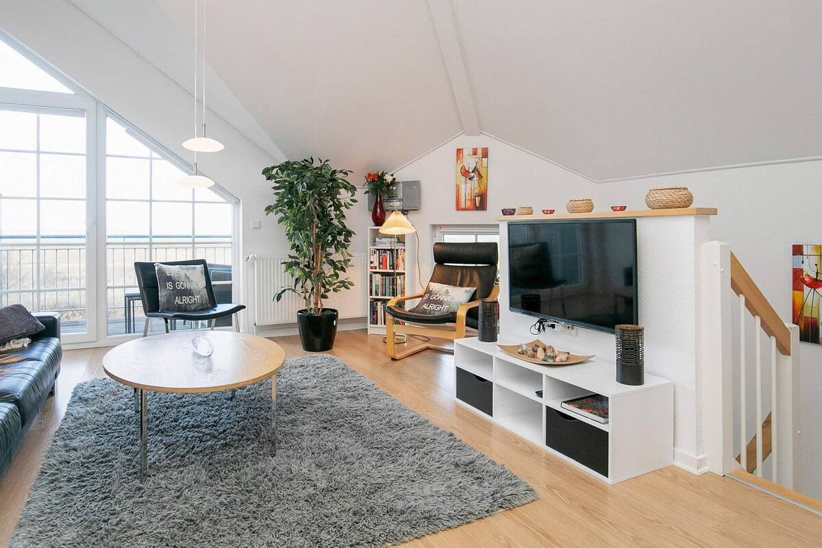 Classic Apartment, 4 Bedrooms | Interior