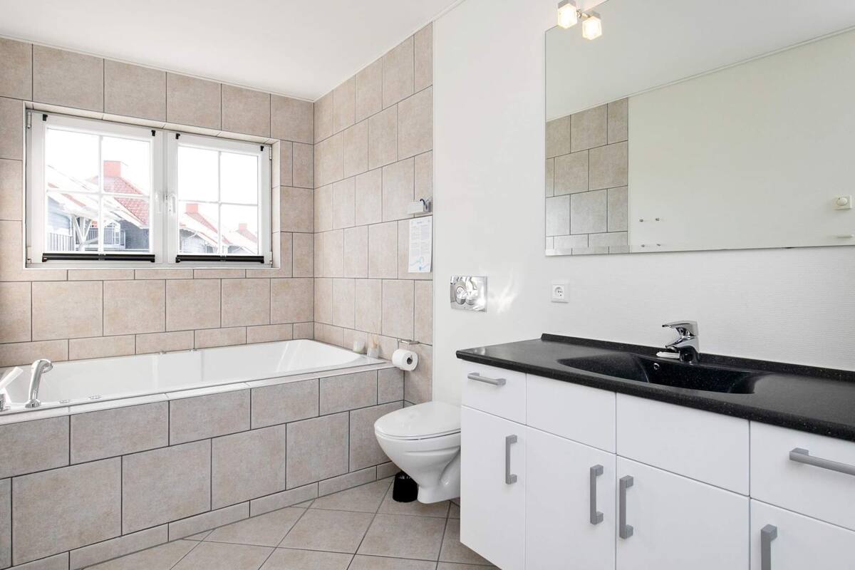 Elite Apartment, 4 Bedrooms | Interior