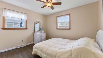 4 habitaciones, tabla de planchar con plancha y wifi gratis