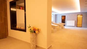 Sauna, hot tub, steam room, deep-tissue massages, sports massages