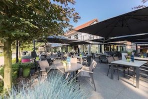 Buiten dineren