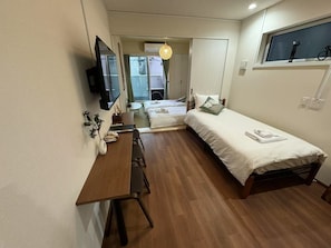 Free WiFi, bed sheets