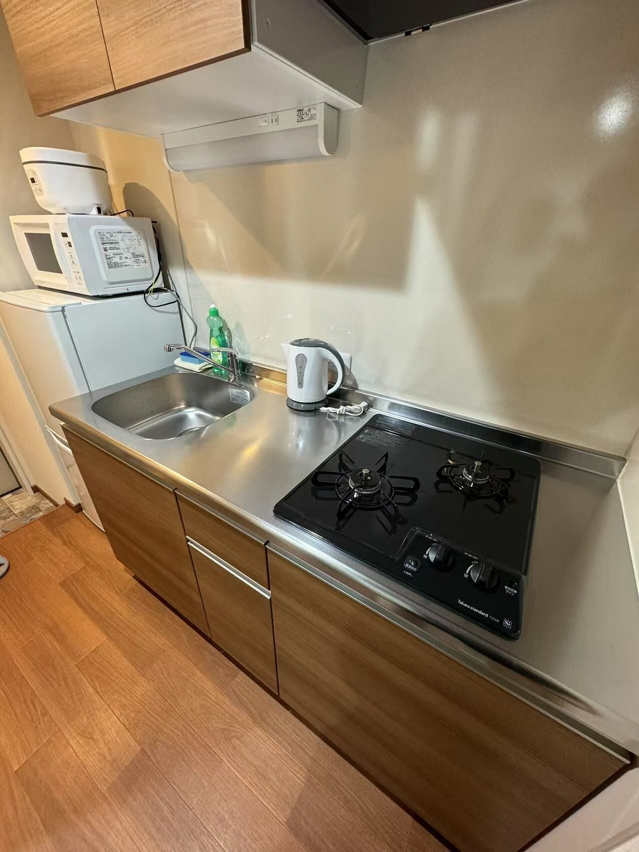 Comfort Room | Free WiFi, bed sheets