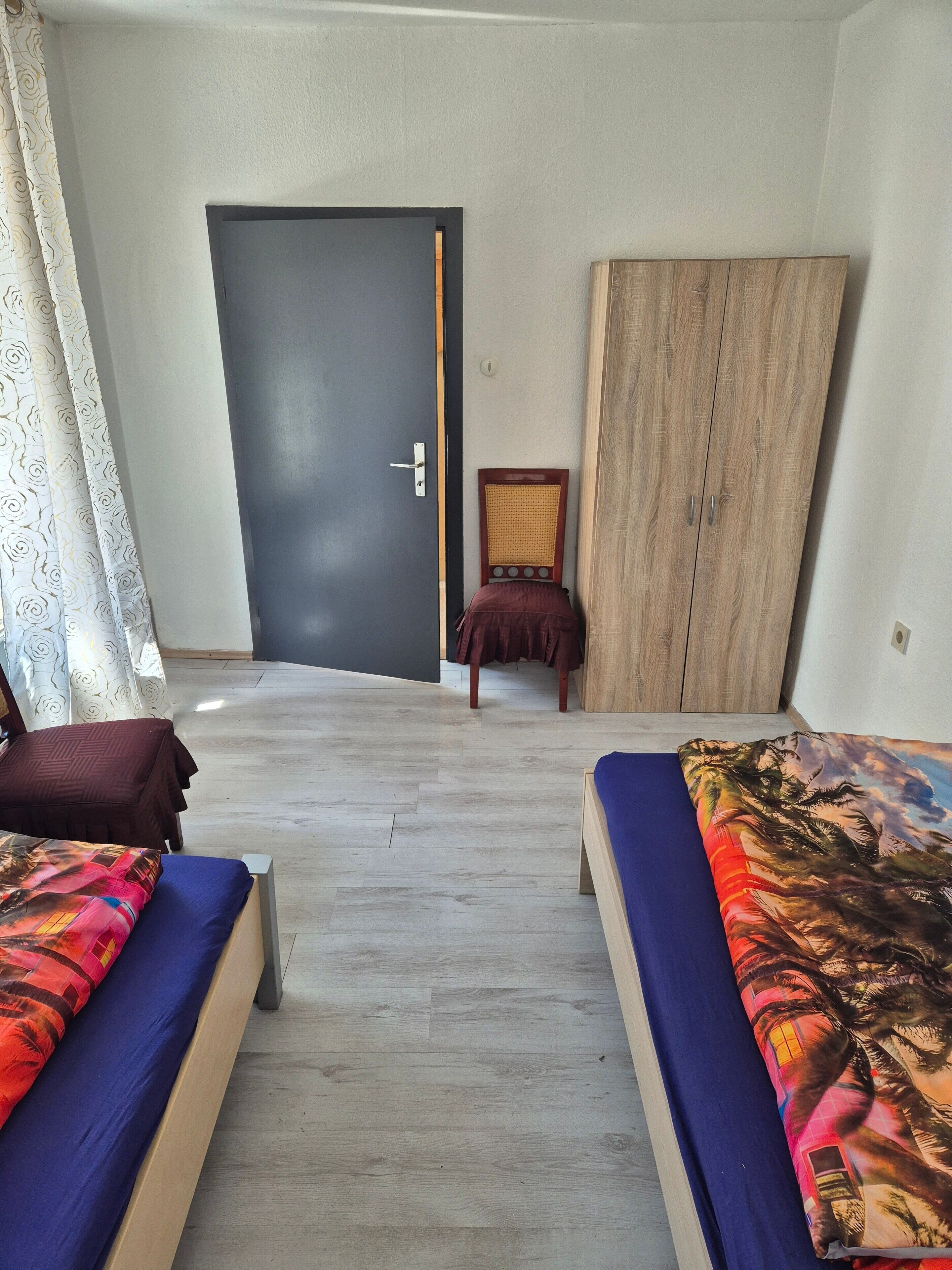 3 bedrooms, free WiFi, bed sheets