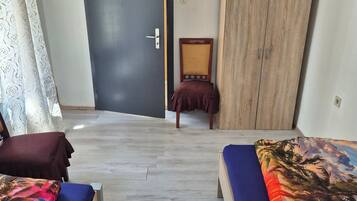 3 habitaciones, wifi gratis y ropa de cama