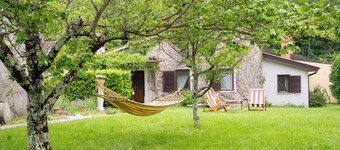 Rustic 2-bedroom house in Vipava Valley