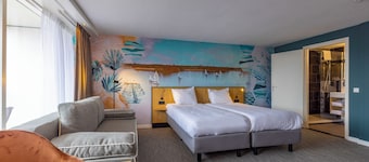 Stay Steps from the Marina with Nature Trails and Locally Inspired Dining