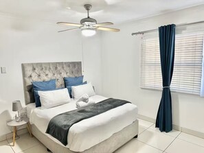 2 slaapkamers, een strijkplank/strijkijzer, wifi, beddengoed