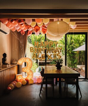 Villa, 3 habitaciones, alberca privada, vista al jardín | Comedor