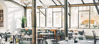Countryside Calm with Modern Comfort and Free Parking! Onsite Dining