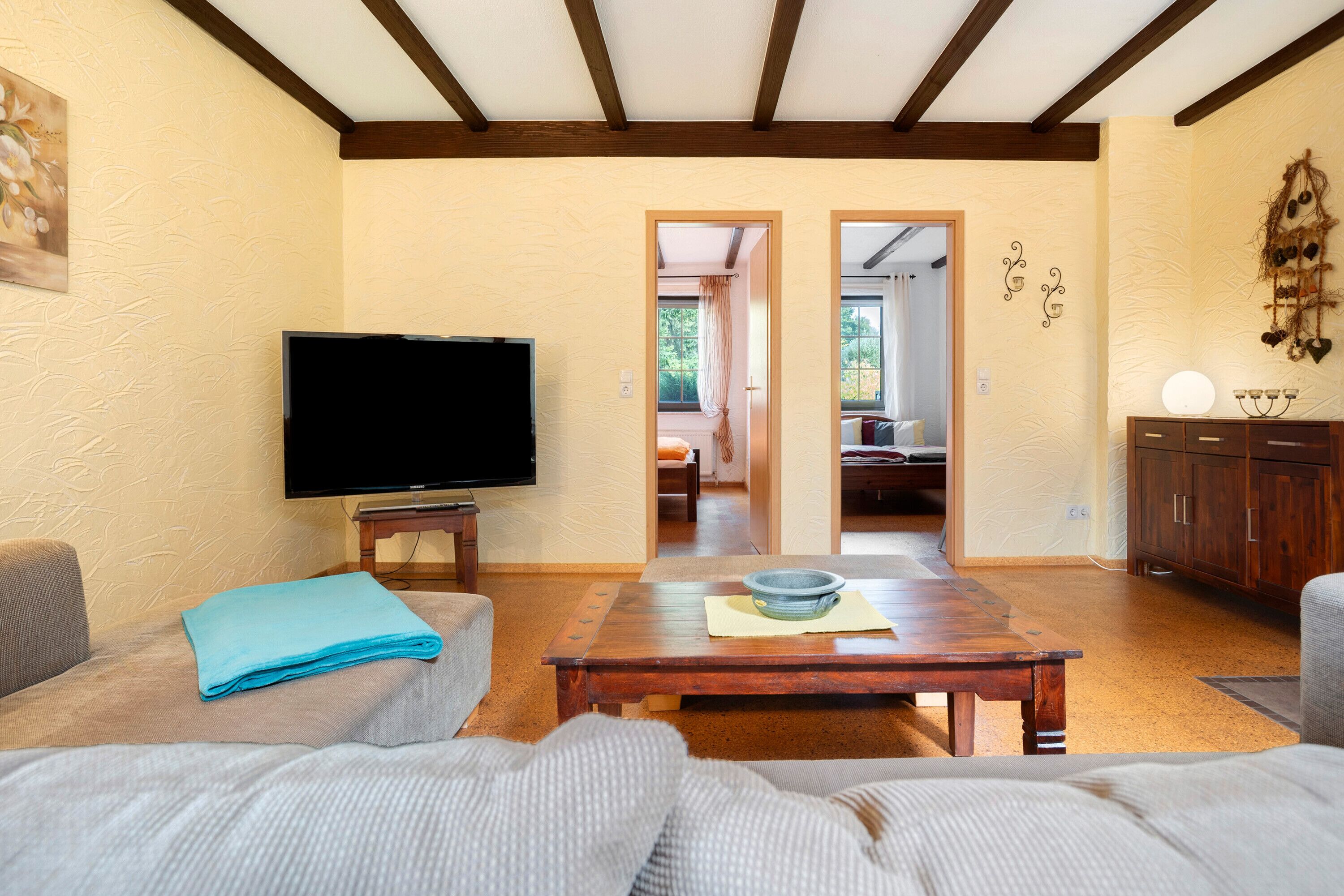 電視、乒乓球設施