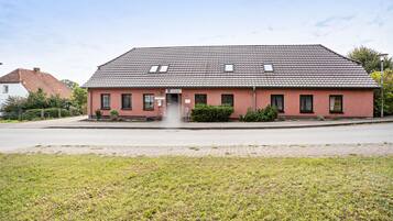 Esterni