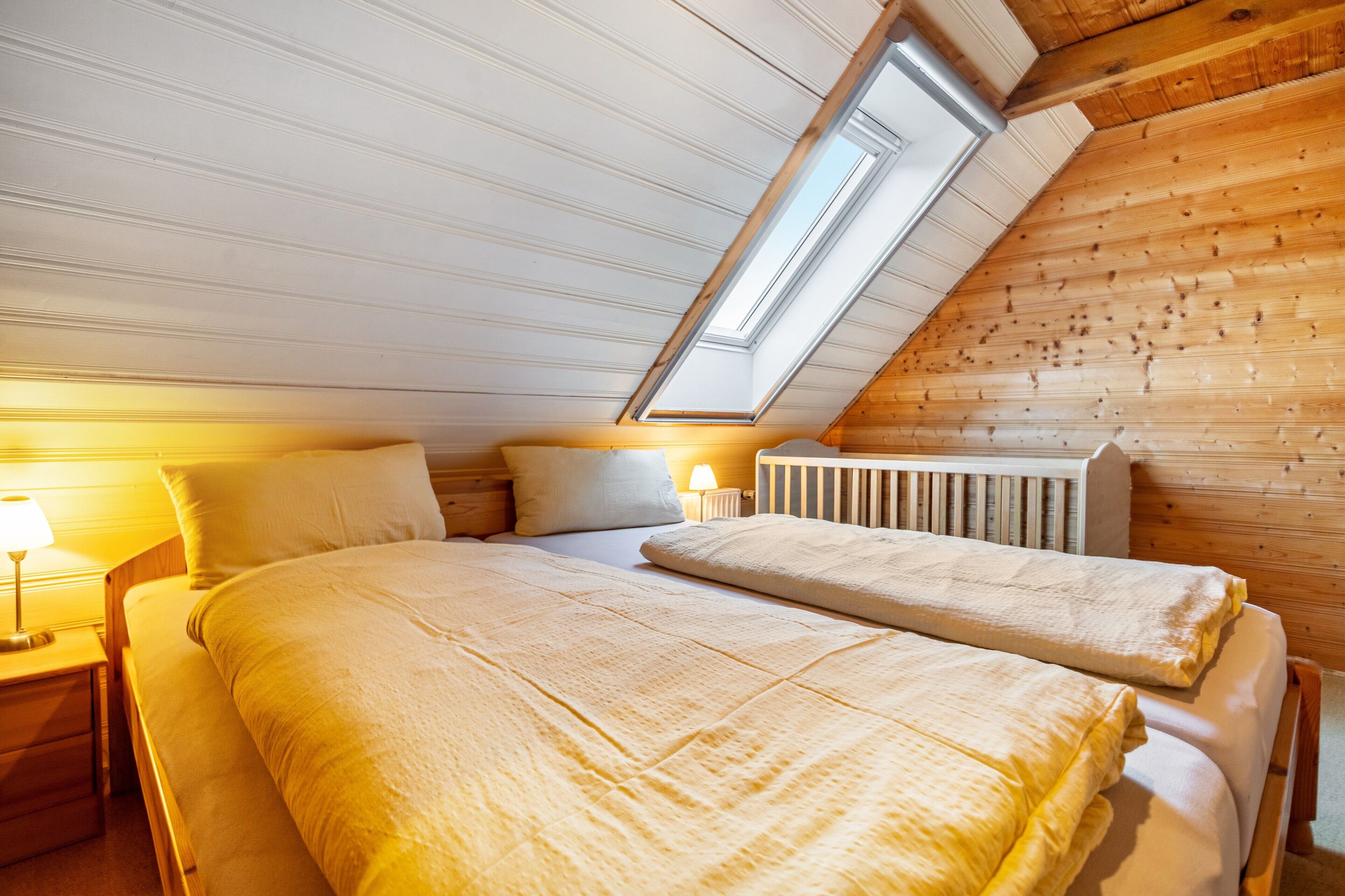 2 chambres, Wi-Fi gratuit, draps fournis