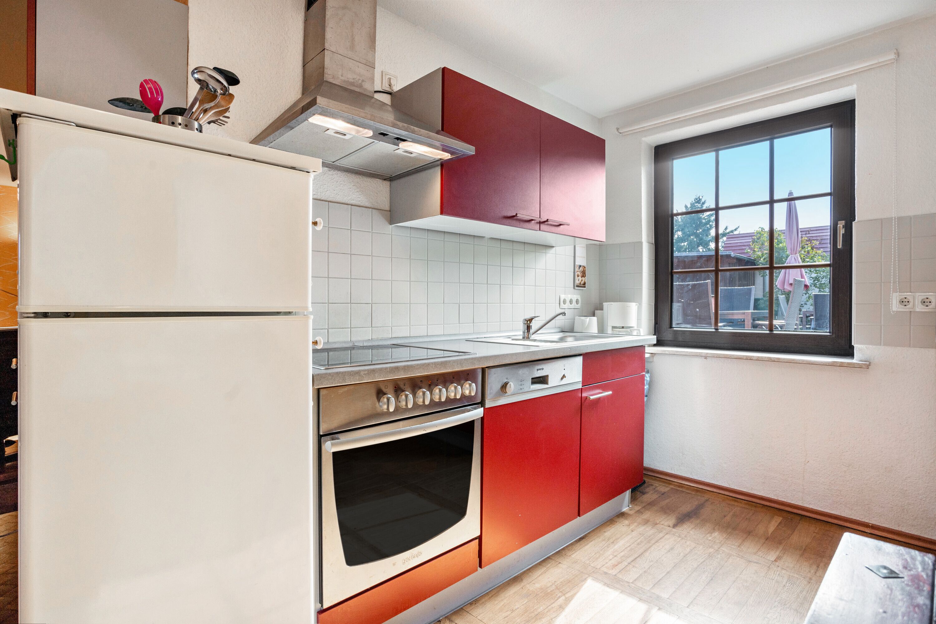 Réfrigérateur, four, plaque de cuisson, lave-vaisselle