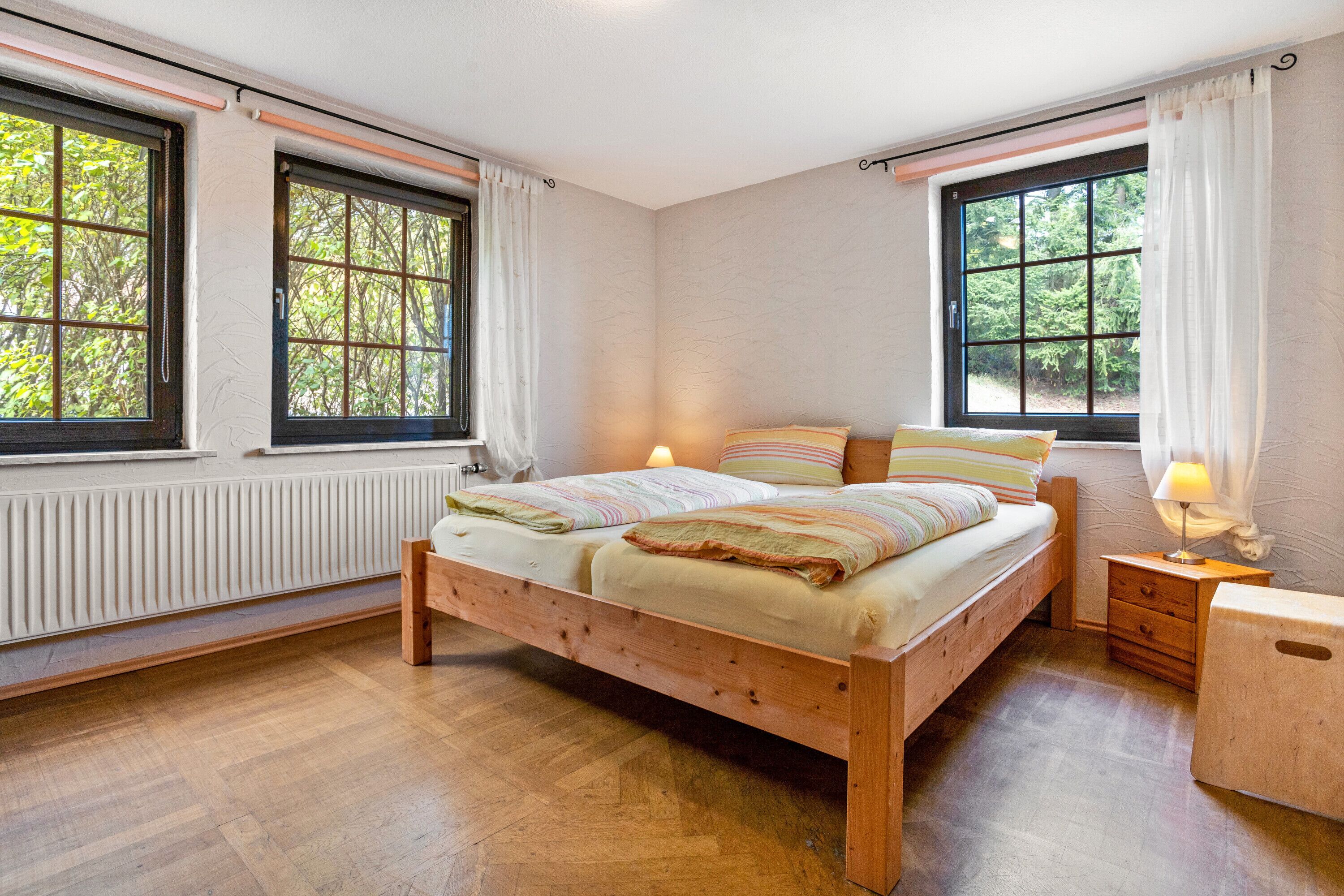 2 habitaciones, wifi gratis y ropa de cama 