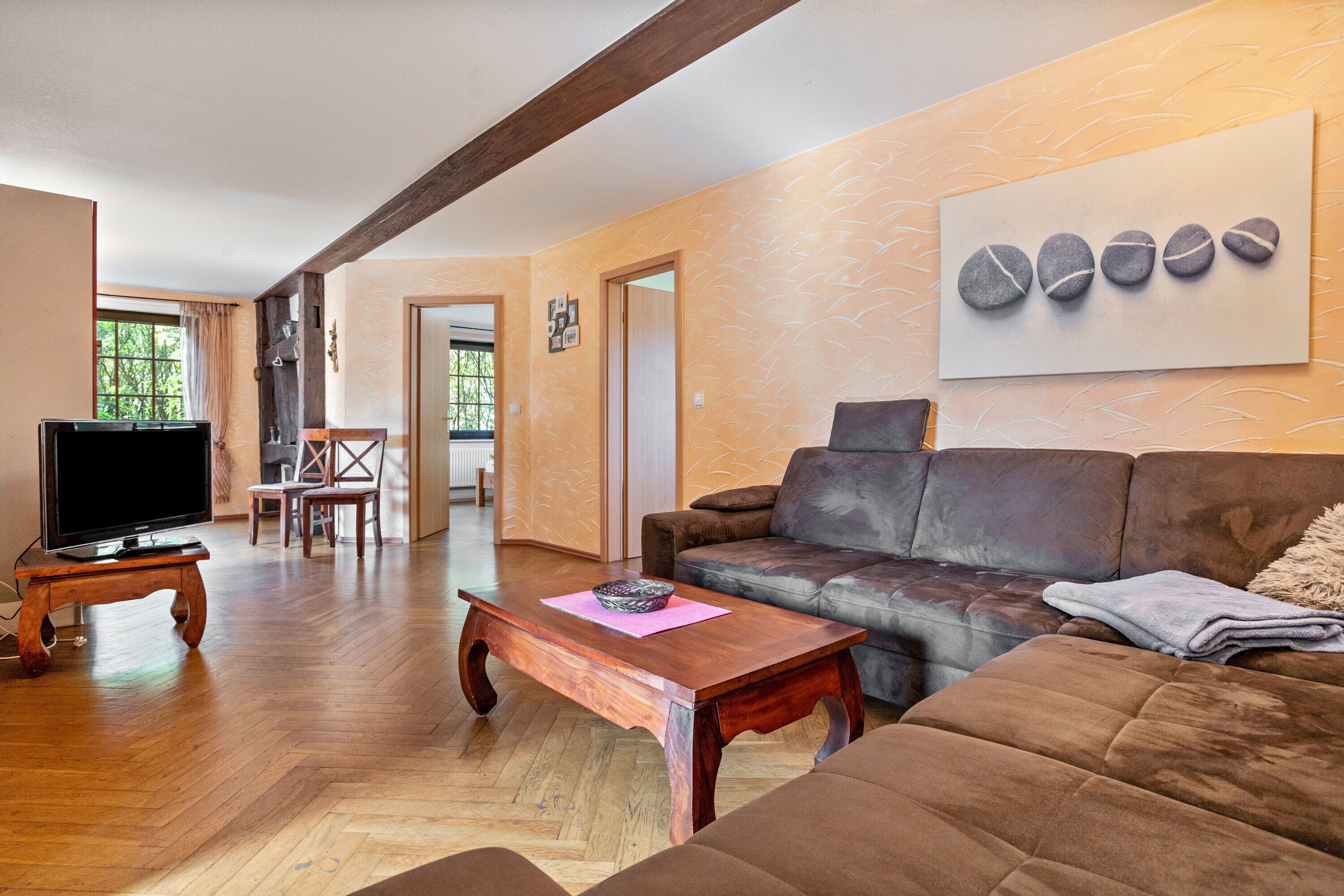 Télévision, table de tennis de table