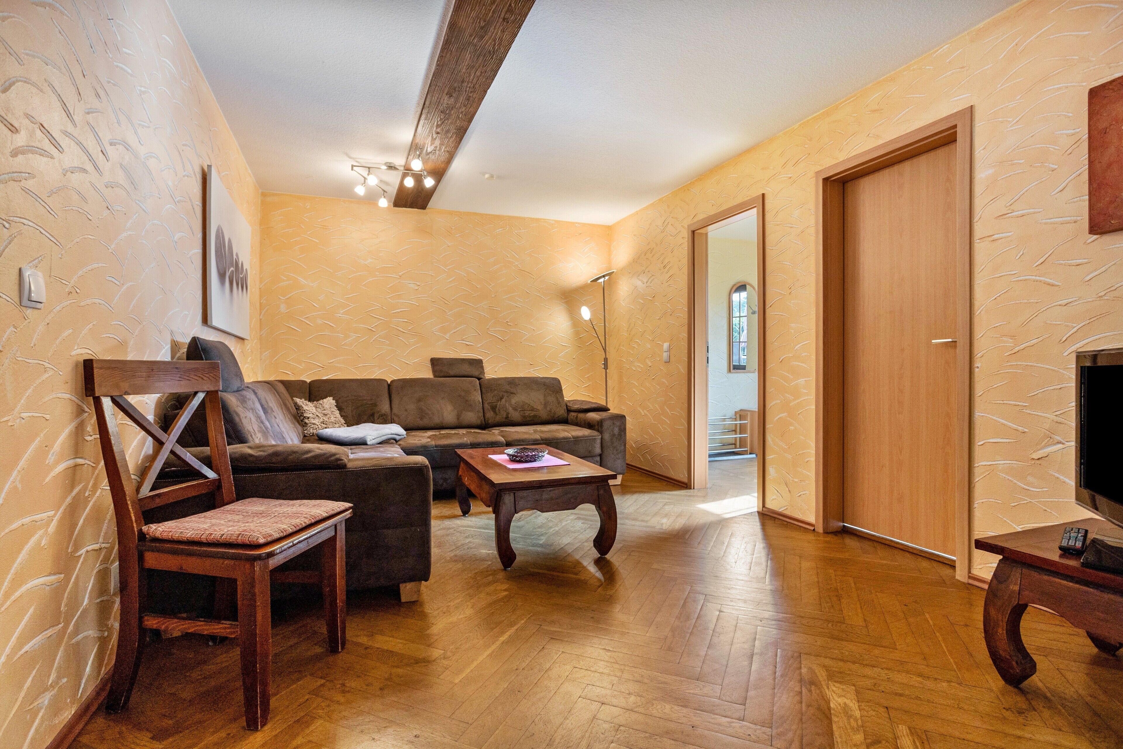 Télévision, table de tennis de table