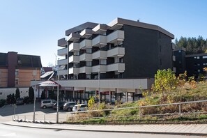 Exterior - Studio Apartment 'Schwarzwaldliebe' with Mountain View, Balcony & Wi-Fi (Schönwald im Schwarzwald)