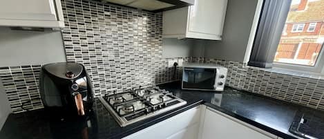 Microwave, oven