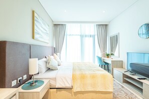Apartment, Balcony, City View | Iron/ironing board, free WiFi - Elegant Studio in Palm Jumeirah  (Dubai)