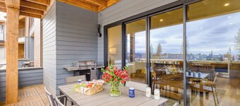 2 Units | Minutes to Old Bend, Deck + Hot Tub | 1204 Skyline Ranch by AvantStay