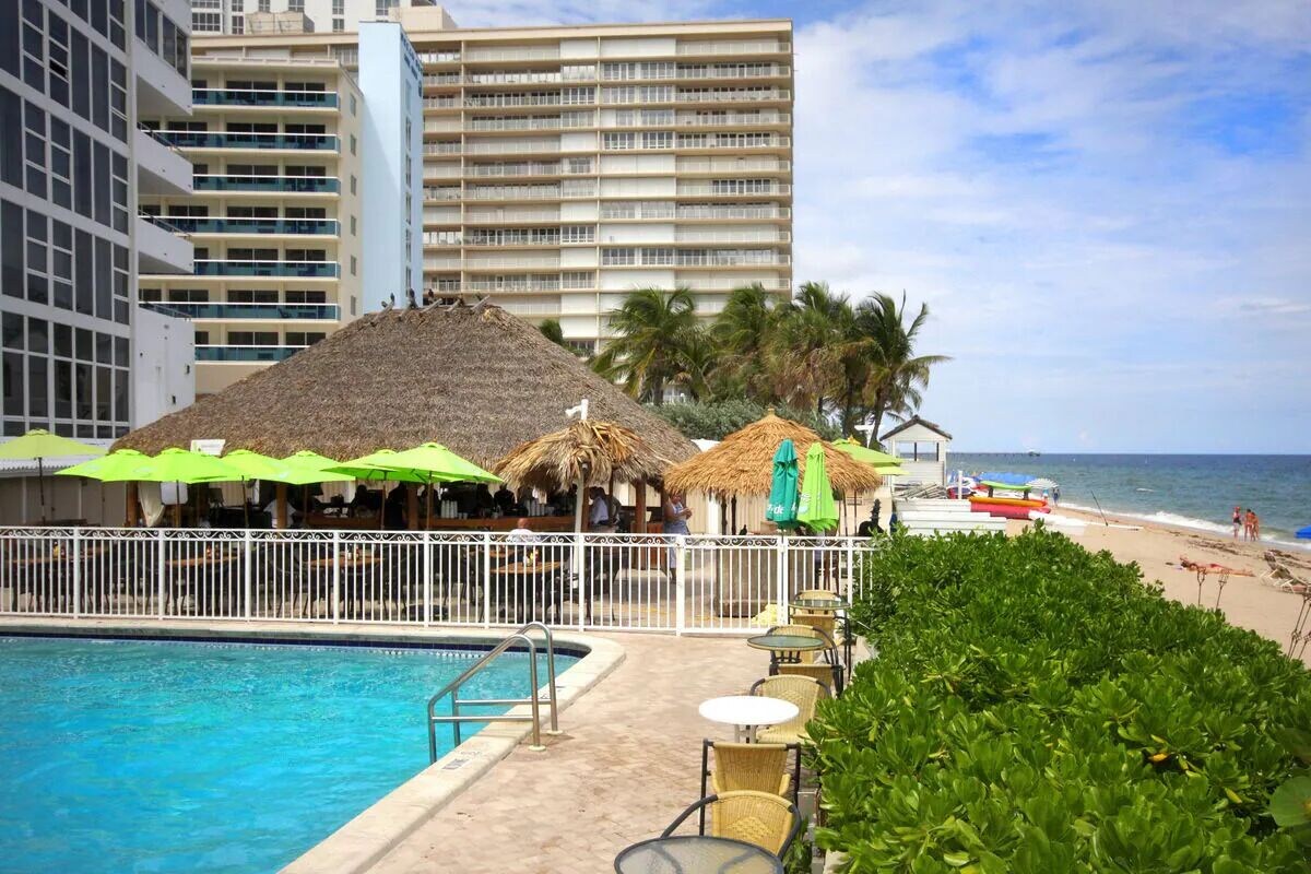 Luxurious Getaway & Poolside Relaxation—Your Beach Sanctuary Awaits!