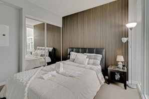 2 dormitorios, tabla de planchar con plancha, wifi gratis y ropa de cama