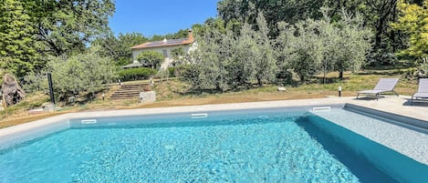 Piscine extérieure
