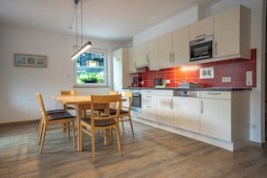 Appart'hôtel Deluxe, balcon, vue montagne | Cuisine privée