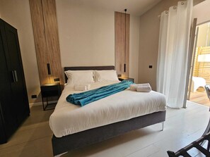 Bàn, khu vực làm việc phù hợp cho laptop