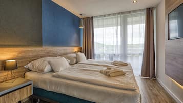 Superior Double Room, City View