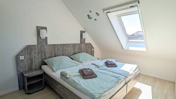 1 bedroom, free WiFi, bed sheets