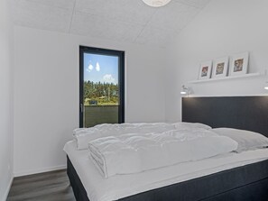 4 bedrooms, Internet