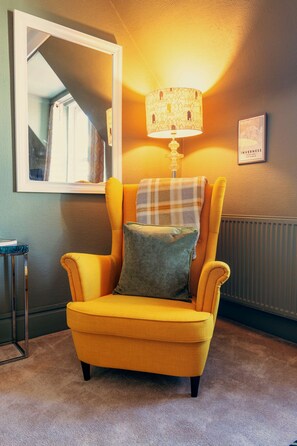 Interior - Laughlin House, Inverness (Inverness)