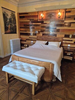 Phòng đôi tiện nghi đơn giản | Truy cập Internet không dây miễn phí 