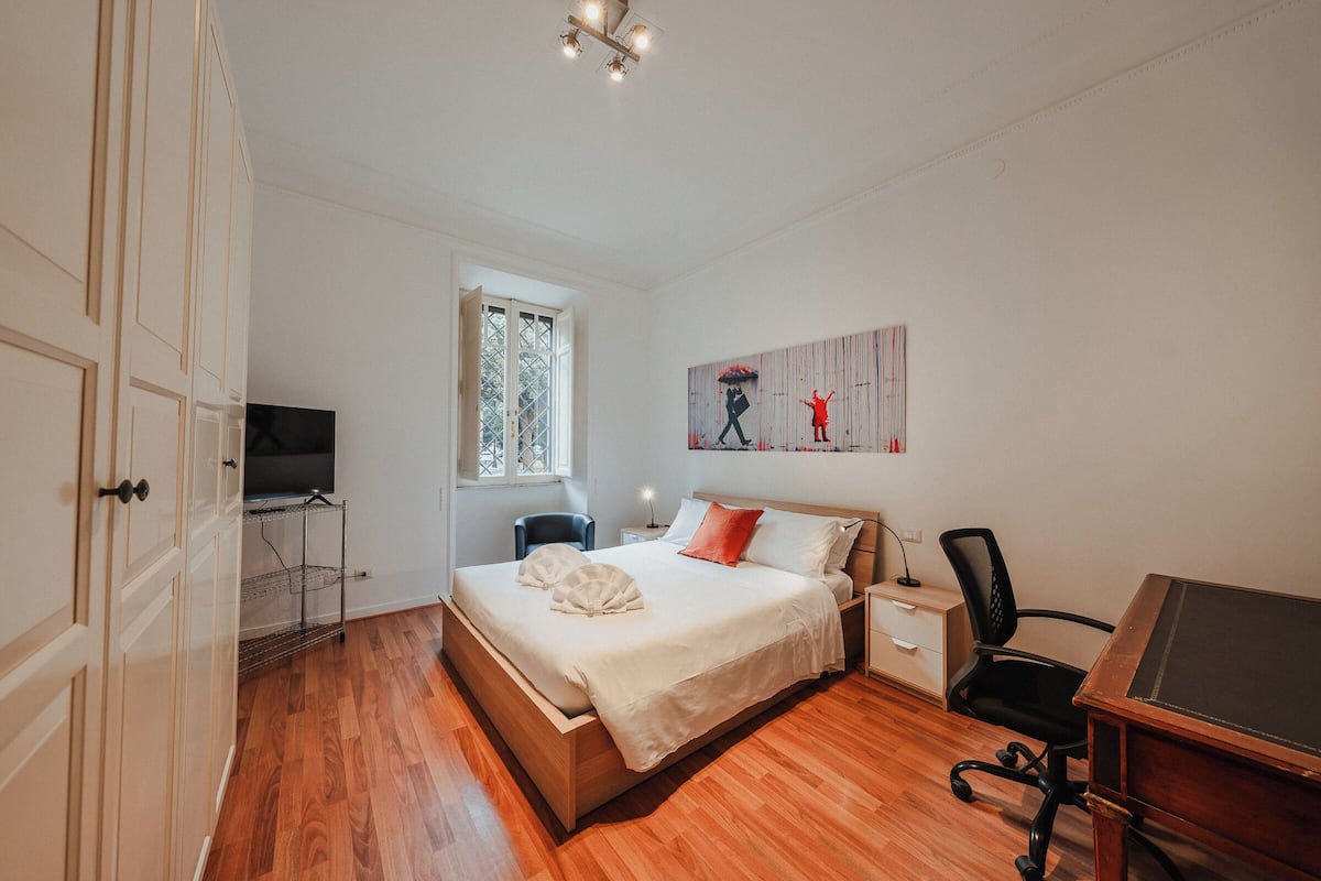 Basic Double Room | Desk, laptop workspace, free WiFi