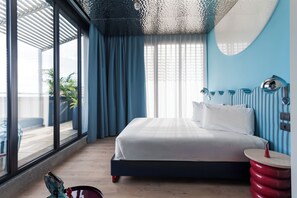 In-room safe, desk, laptop workspace, free WiFi - CX Naples Centrale (Naples)