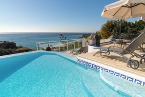 Pool - Villa in Nerja avenida chimney (Nerja)