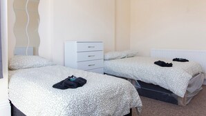 Free WiFi - Brookvale Guest House Room 1 (Southampton)