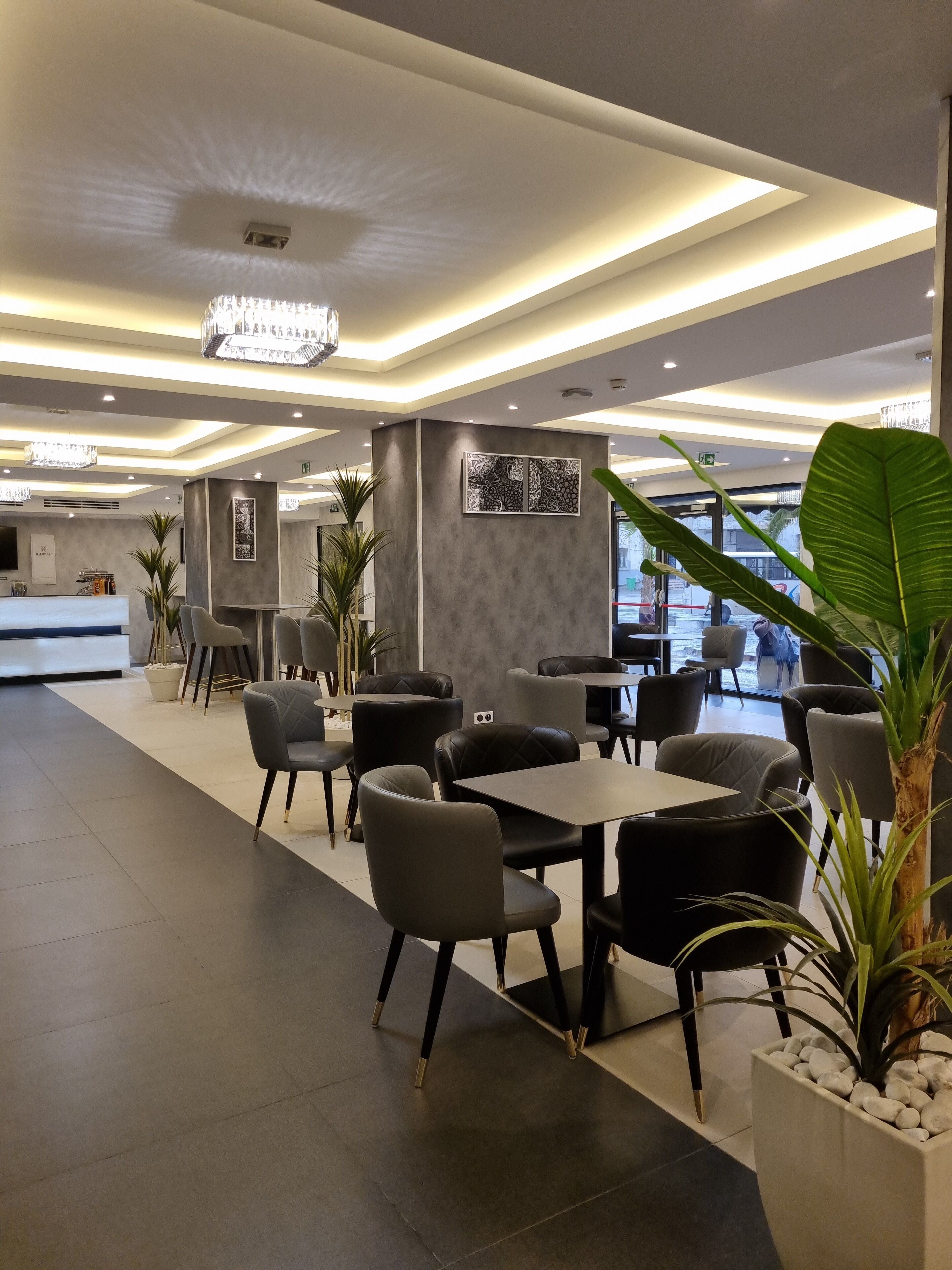 Coin salon dans le hall