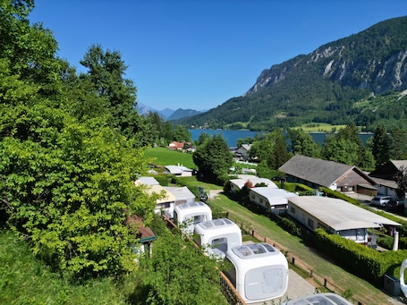 1 bedroom, individually decorated, bed sheets. Schönster Seeblick am Mondsee - Cubes