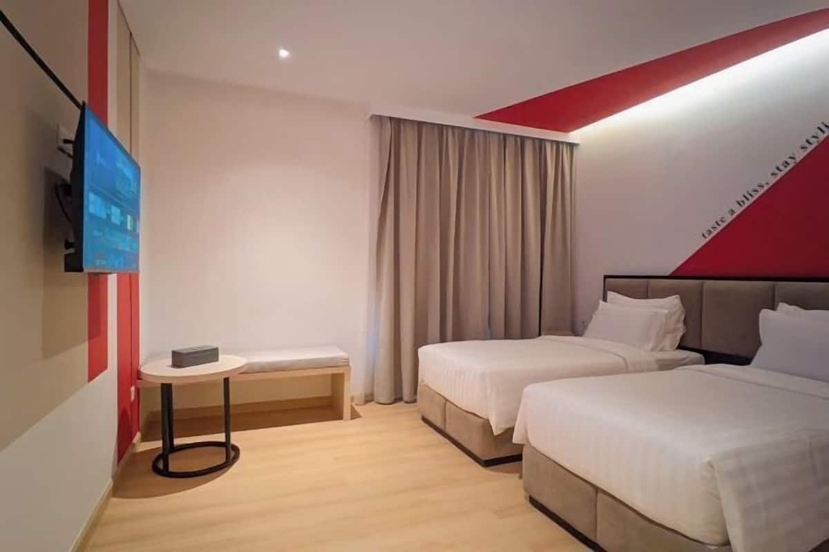 In-room safe, desk, blackout drapes, iron/ironing board (on request)