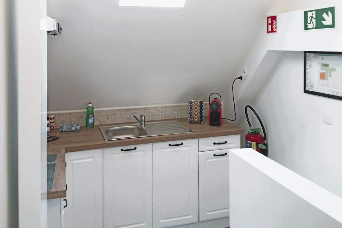 Comfort Apartment | Free WiFi, bed sheets