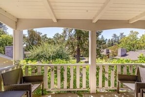Property grounds - Napa Valley Getaway in Silverado (Napa)