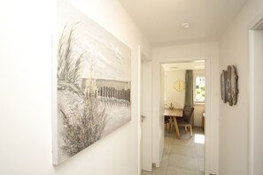 Interior - Beachfront apartment with terrace, use of swimming pool and sauna - Rex Rugia H-1010 (Unknown)