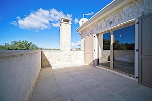 Luxury Villa, Courtyard View | Terrace/patio