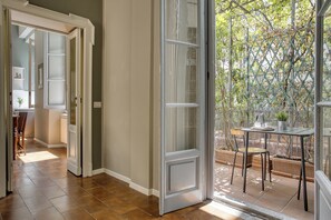 Living area - JOIVY Cute flat near Guastalla Gardens (Milan)