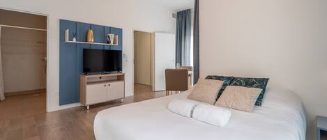 Studio | 1 bedroom, free WiFi, bed sheets