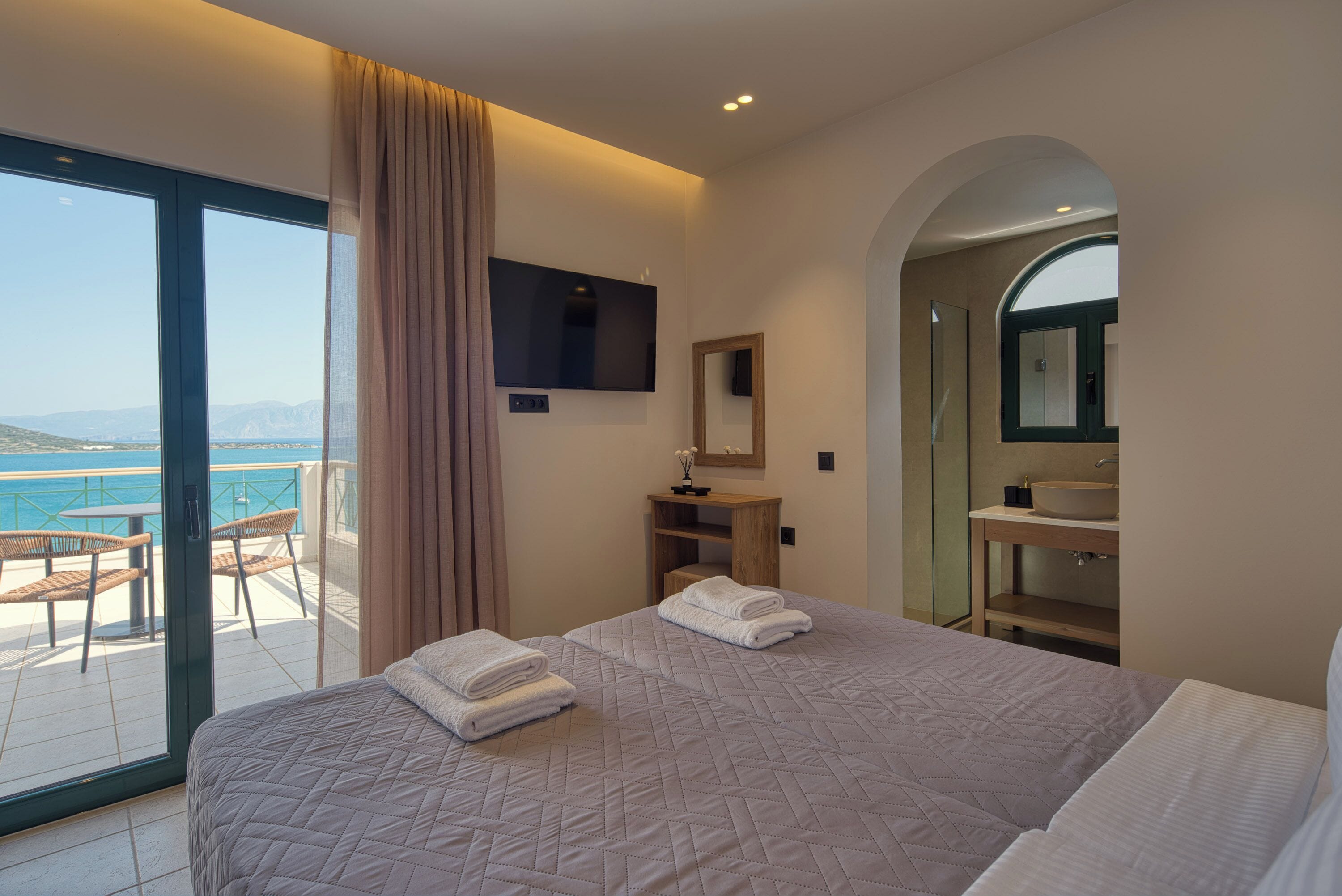 Huvila, 4 makuuhuonetta, merinäköala | Silitysrauta/-lauta, ilmainen Wi-Fi