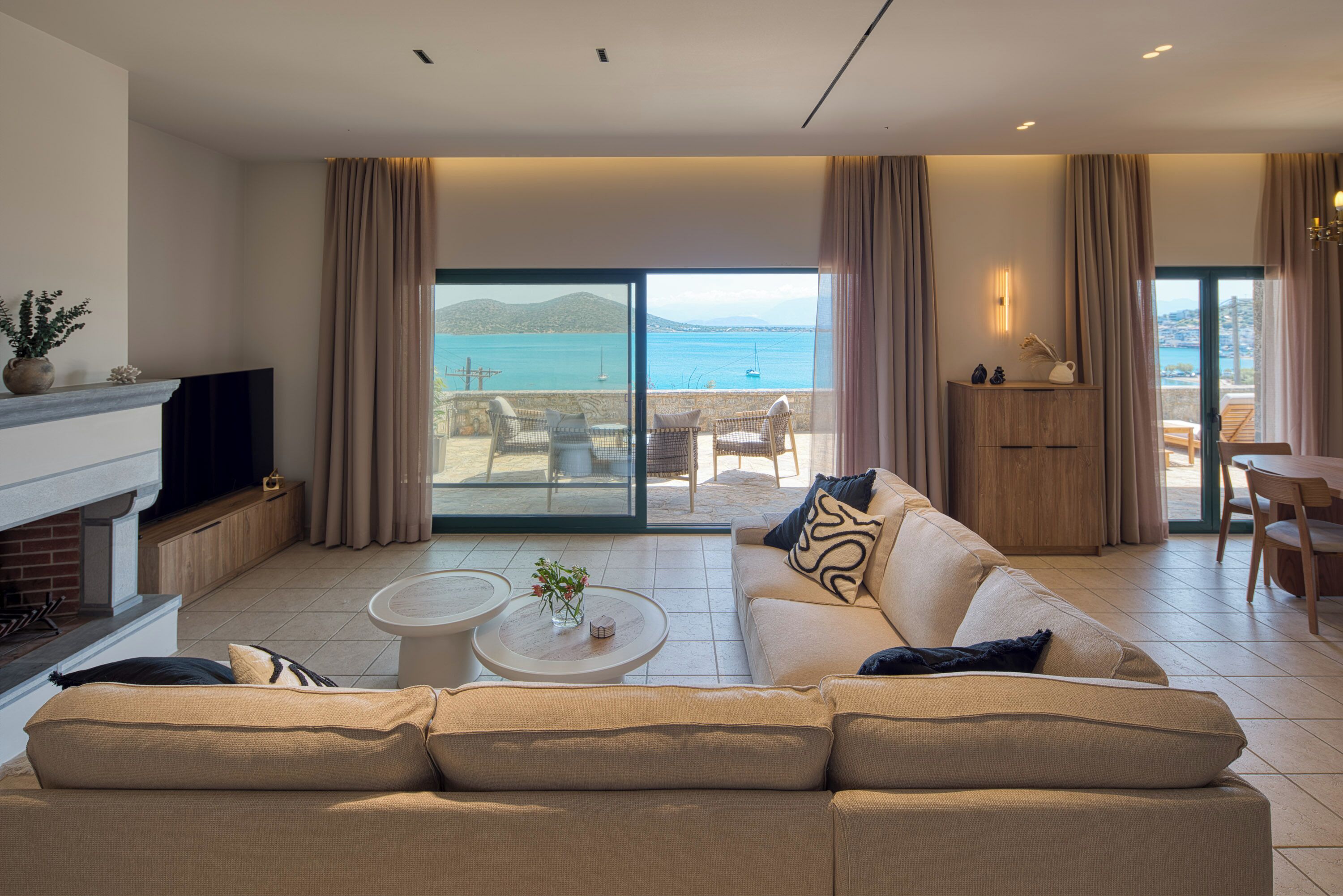 Villa, 4 Bedrooms, Sea View | Living area